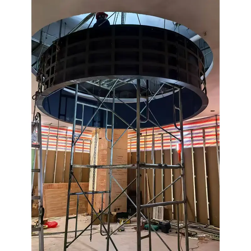 Comh-Aireachta Rainproof Sorcóireach Allamuigh